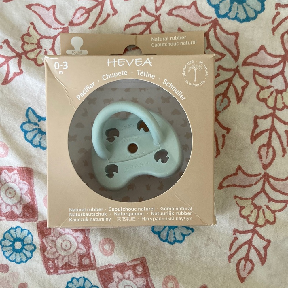 Hevea Round Binky